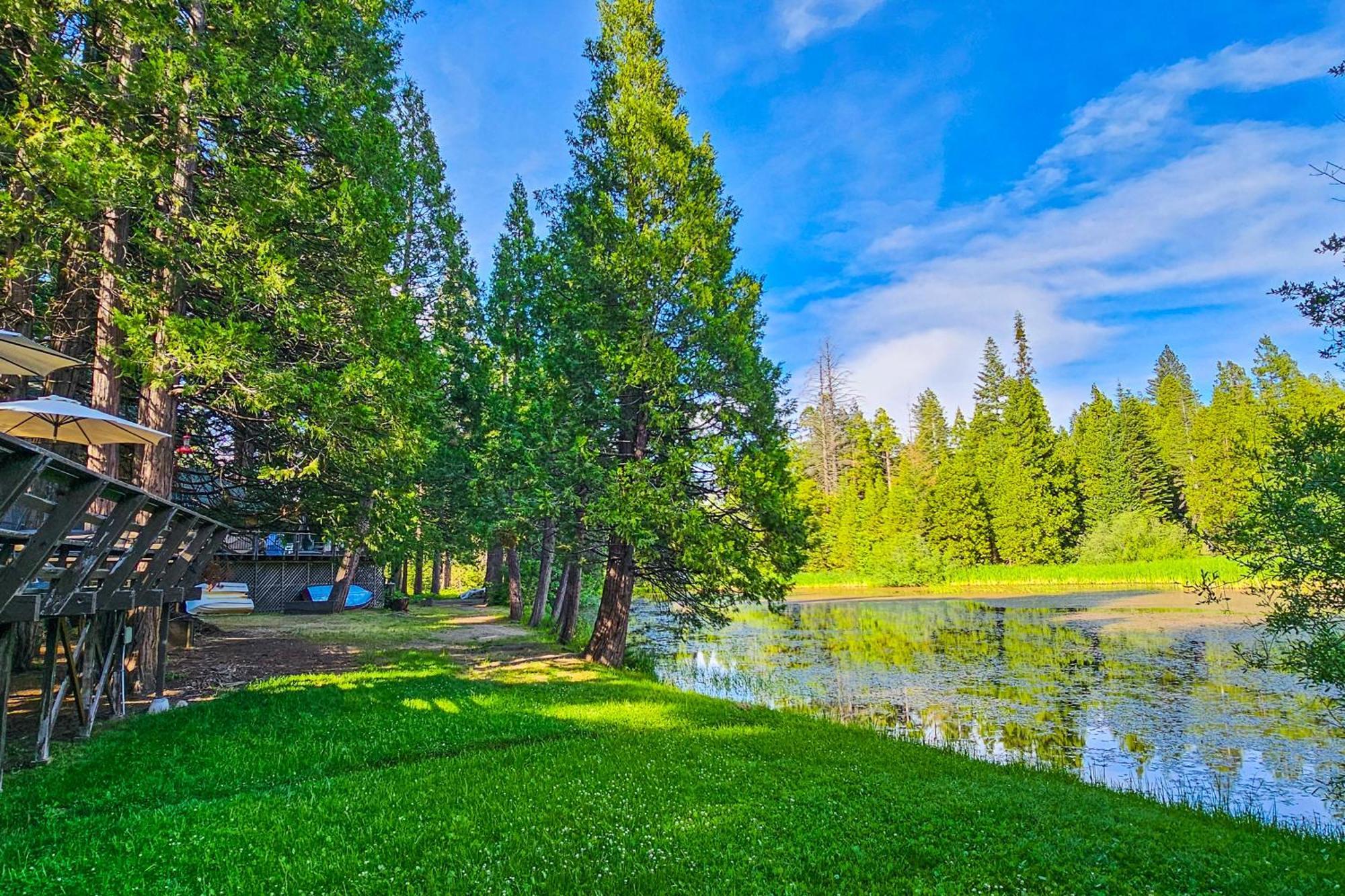 Villa Water'S Edge Retreat à Shaver Lake Extérieur photo